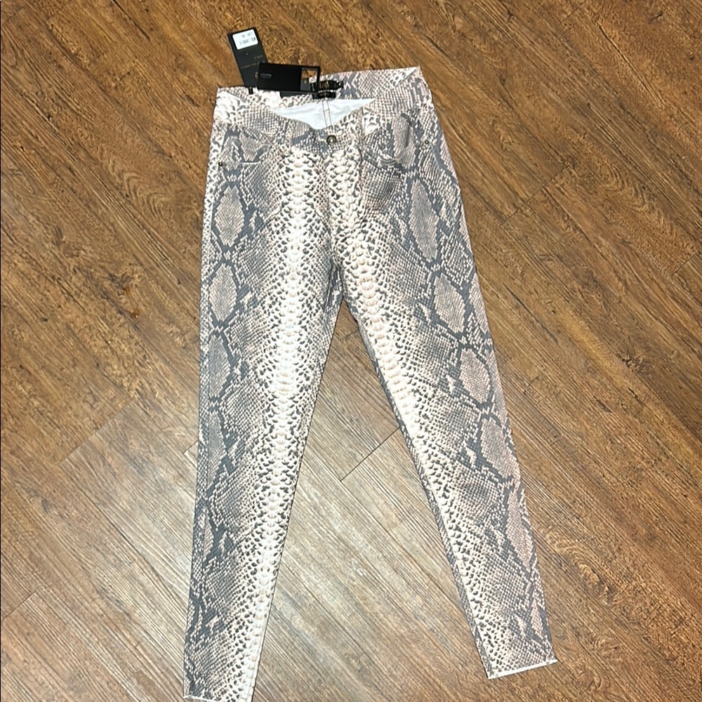 L&B Snakeskin Patterned Jeans